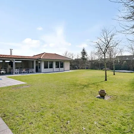 Huswell - Luxury With Garden Hébergement de vacances Coxyde